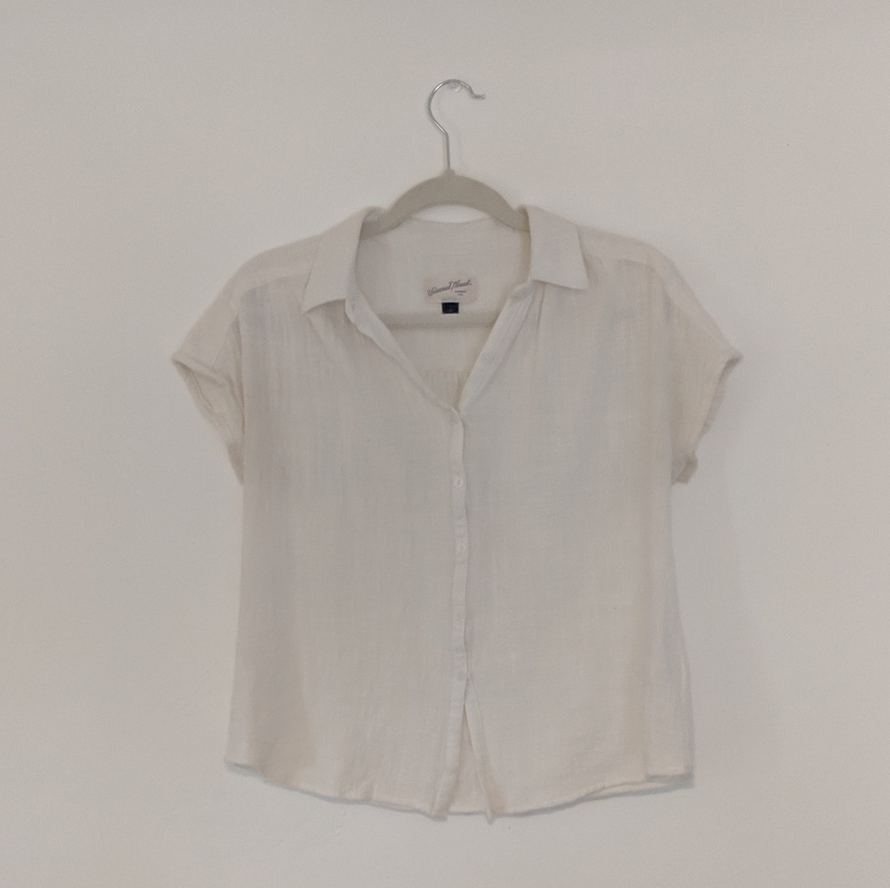 Universal Thread collared shirt